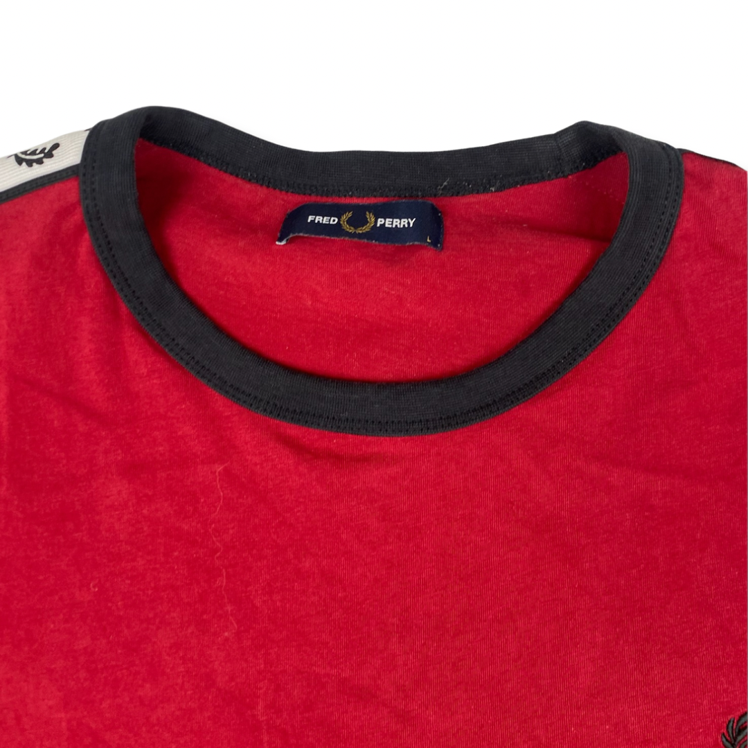 Fred Perry T-Shirts Rot (L)