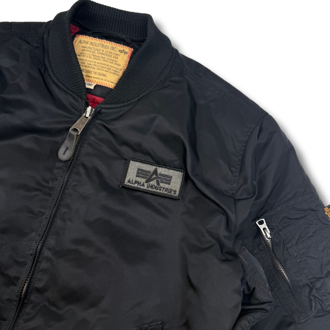 Alpha Industries Bomberjacke (L)