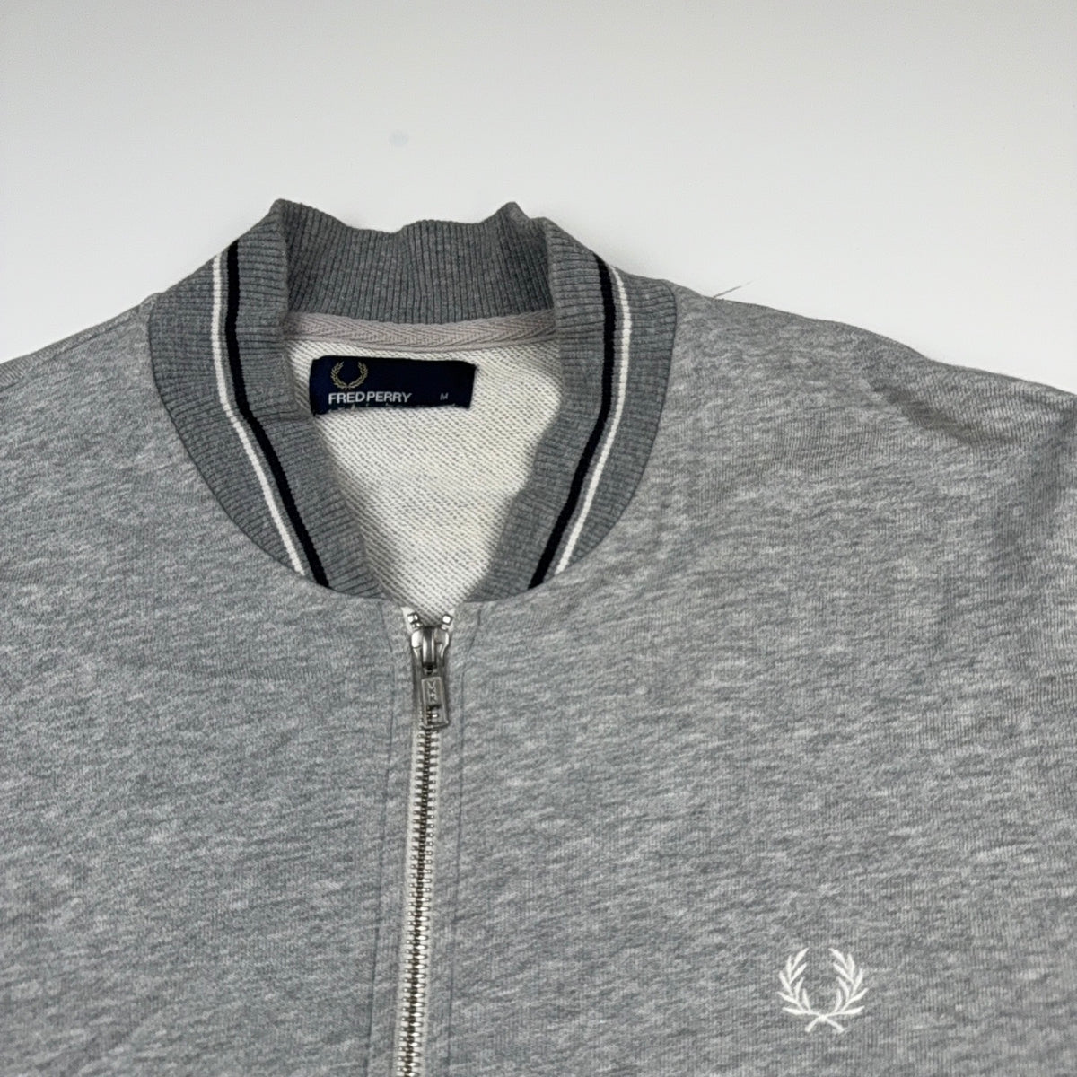 Fred Perry Größenetikett.jpg