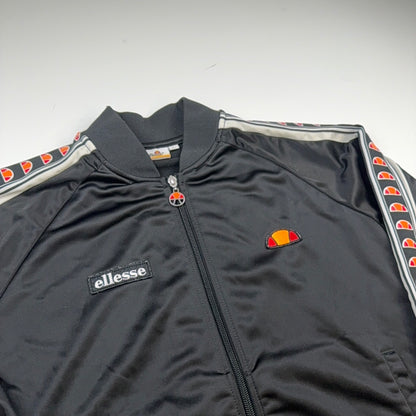 Ellesse Detail.jpg