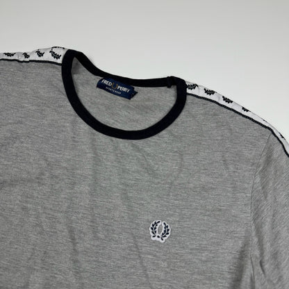 Fred Perry T-Shirt Grau (M)