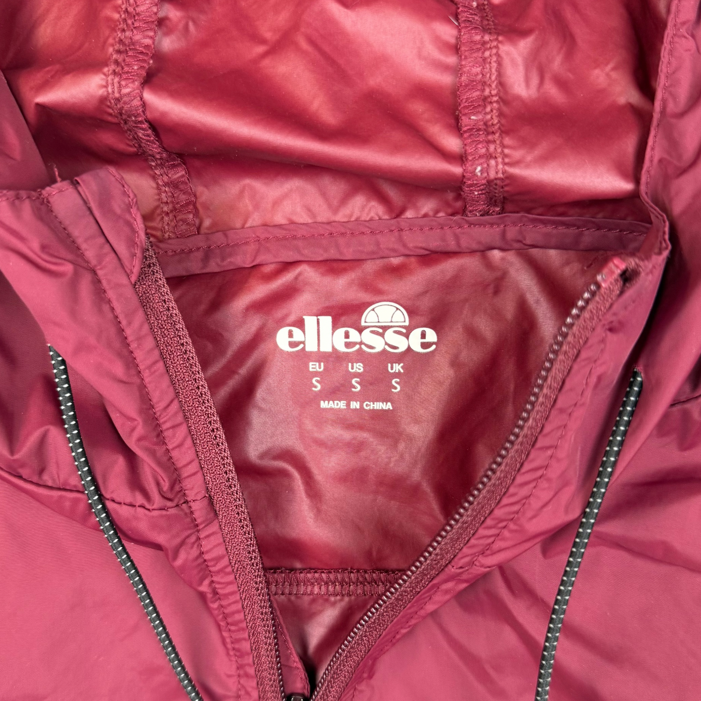 Ellesse Windbreaker Rot (S)