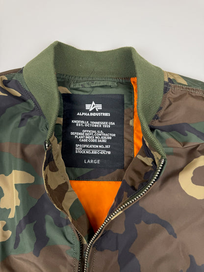 Alpha Industries Parka Olivgrün (L)