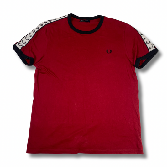 Fred Perry T-Shirts Rot (L)