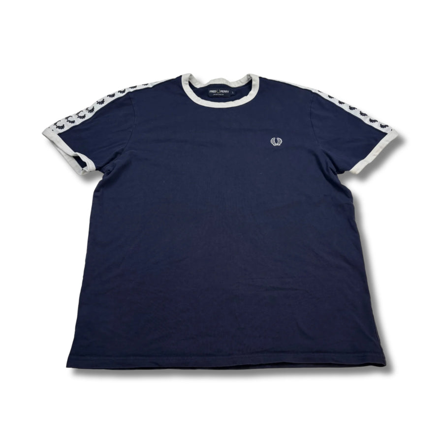 Fred Perry Taped T-Shirt Navyblau (L)
