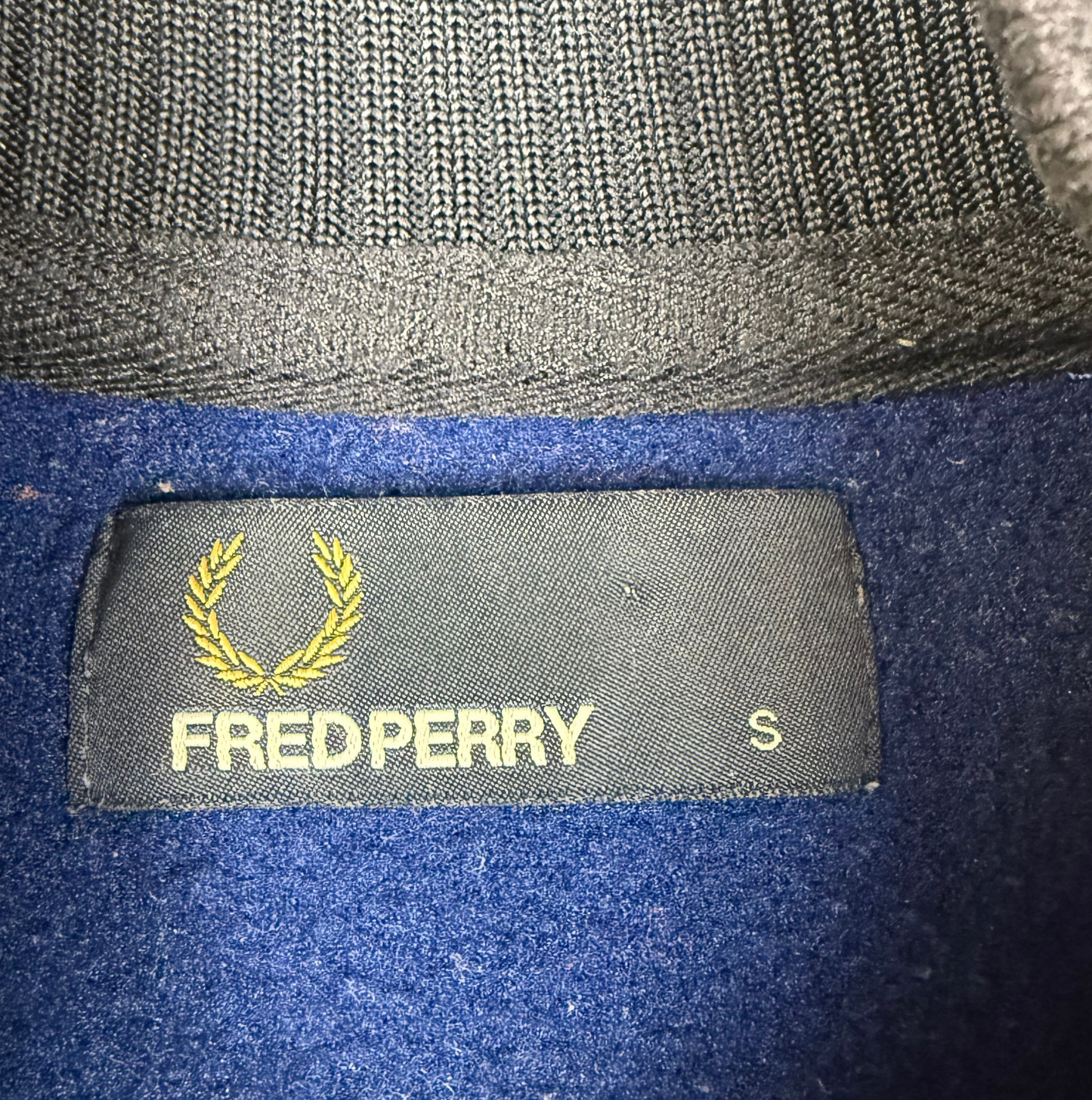 Fred Perry Jacke Blau (S)