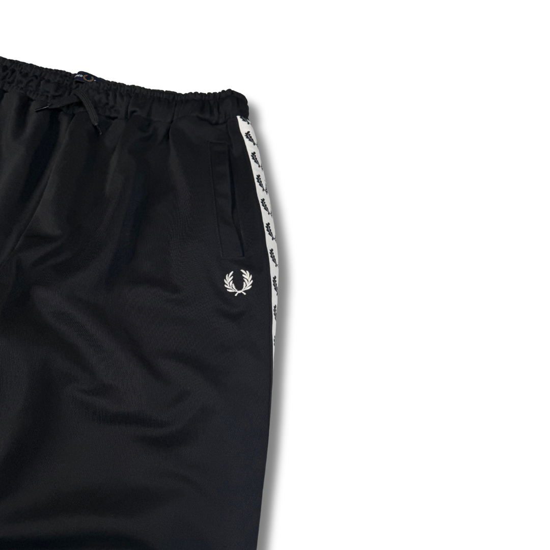 Fred Perry Jogginghose Schwarz (L)