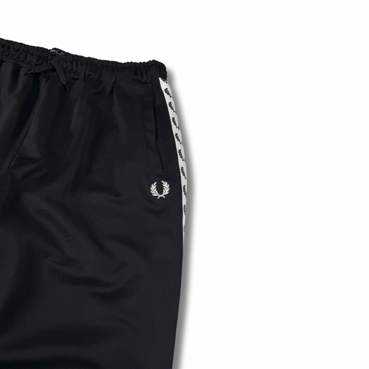 Fred Perry Jogginghose Schwarz (L)